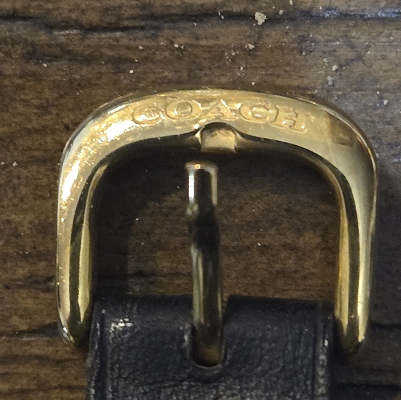 Coach Gold and Black Watch - Picture 5 of 8